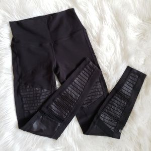 🚫SOLD🚫 Alo Yoga Moto Leggings